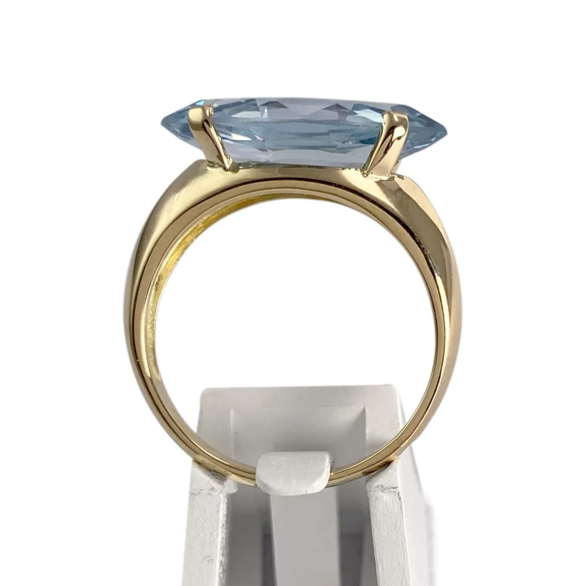 Bague d'occasion or 750 jaune spinelle synthétique