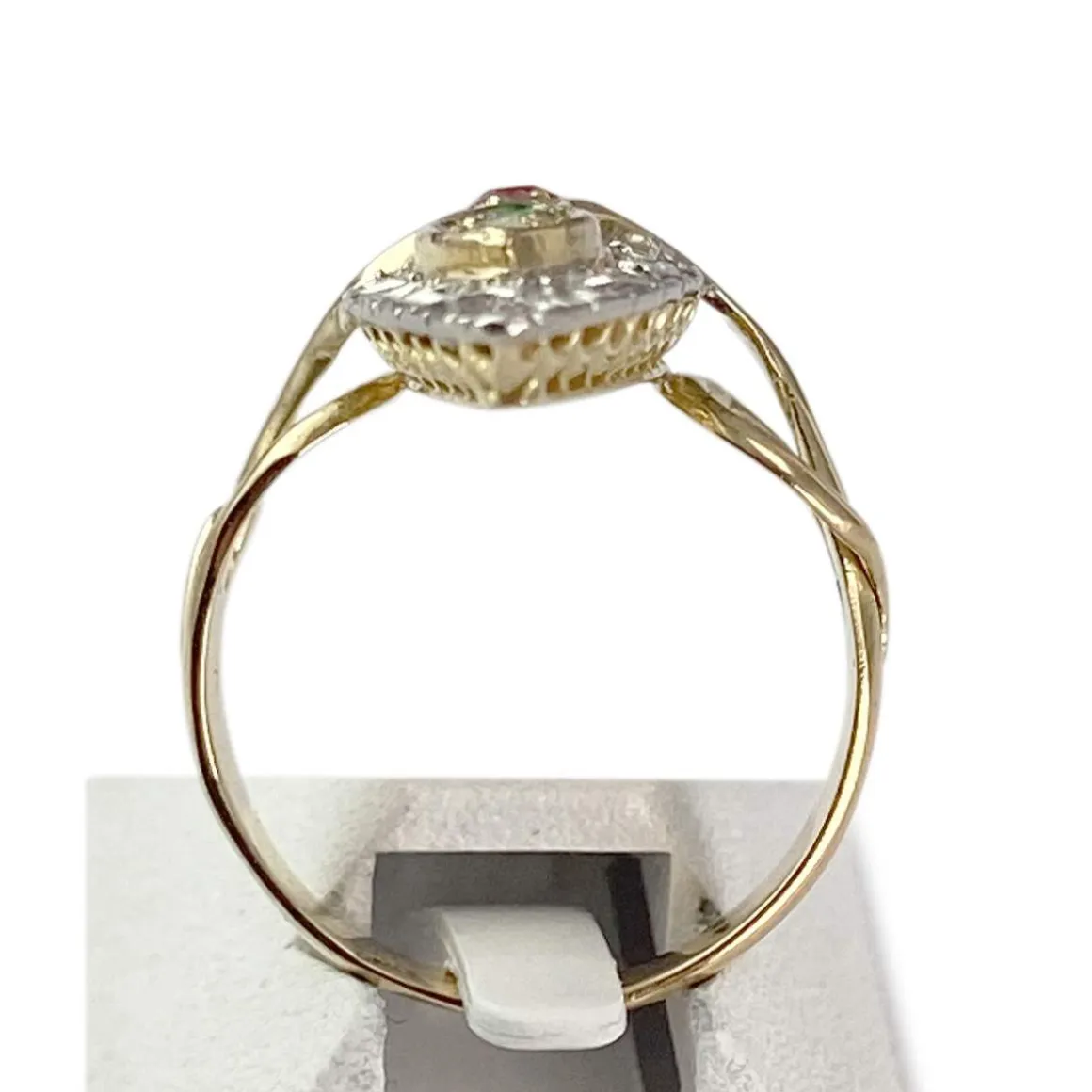 Bague d'occasion 2 ors 750 diamants rubis émeraudes