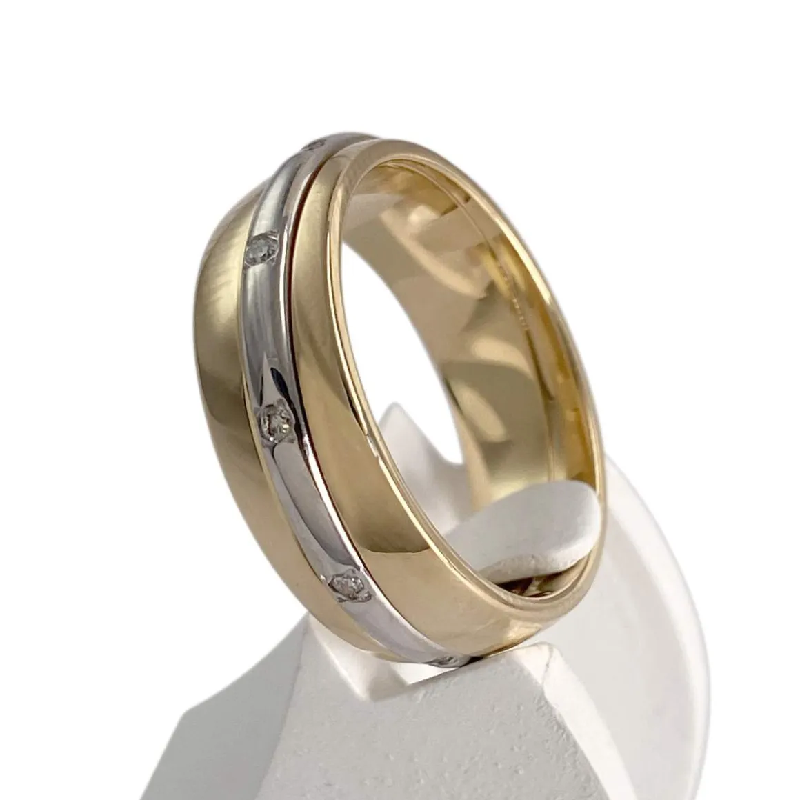 Bague d'occasion 2 ors 750 diamants