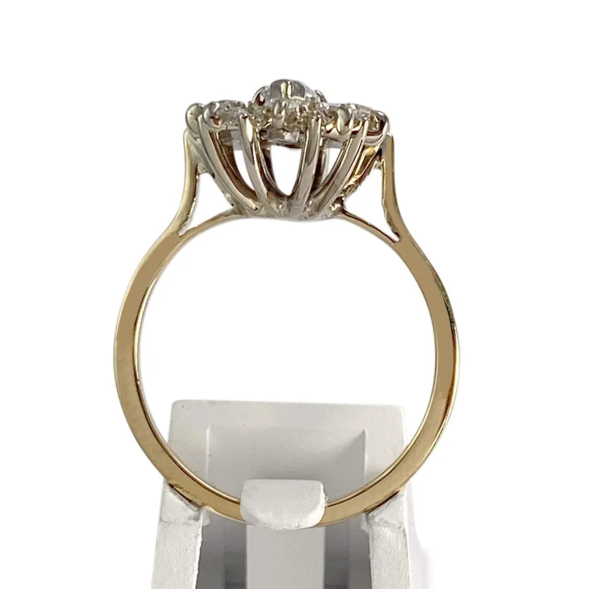 Bague d'occasion 2 ors 750 fleur diamants