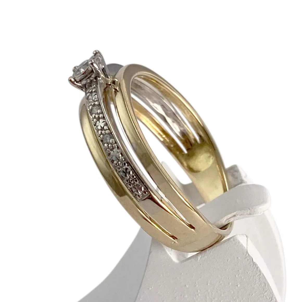Bague d'occasion 2 ors 750 jaune diamants