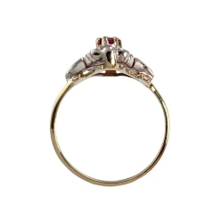 Bague d'occasion 2 ors 750 rubis diamants