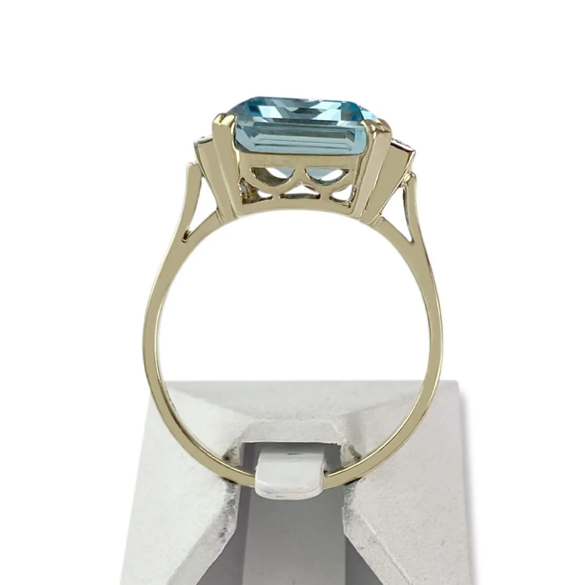 Bague d'occasion or 585 2 tons aigue marine diamants