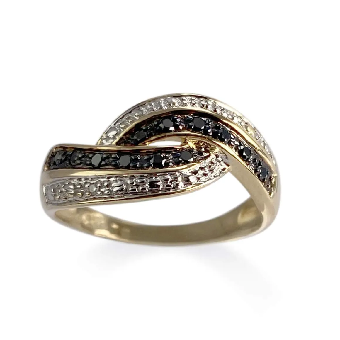 Bague d'occasion or 750 2 tons diamants blancs et noirs traités
