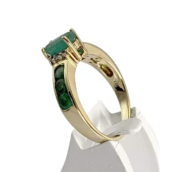 Bague d'occasion  or 750 2 tons émeraudes  diamants