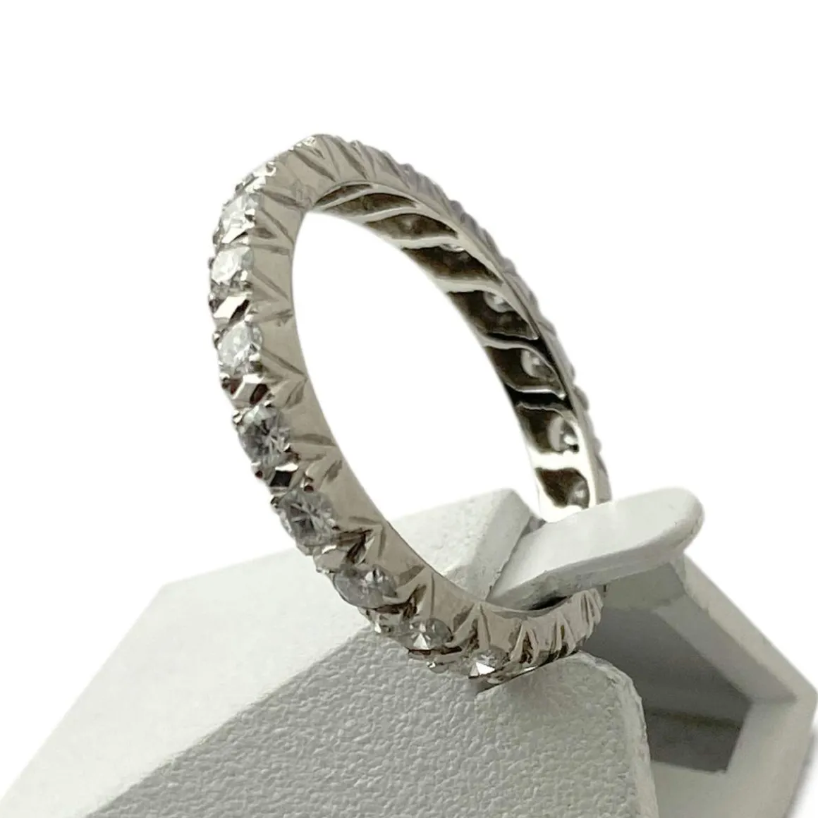 Bague d'occasion tour complet or 750 blanc diamants