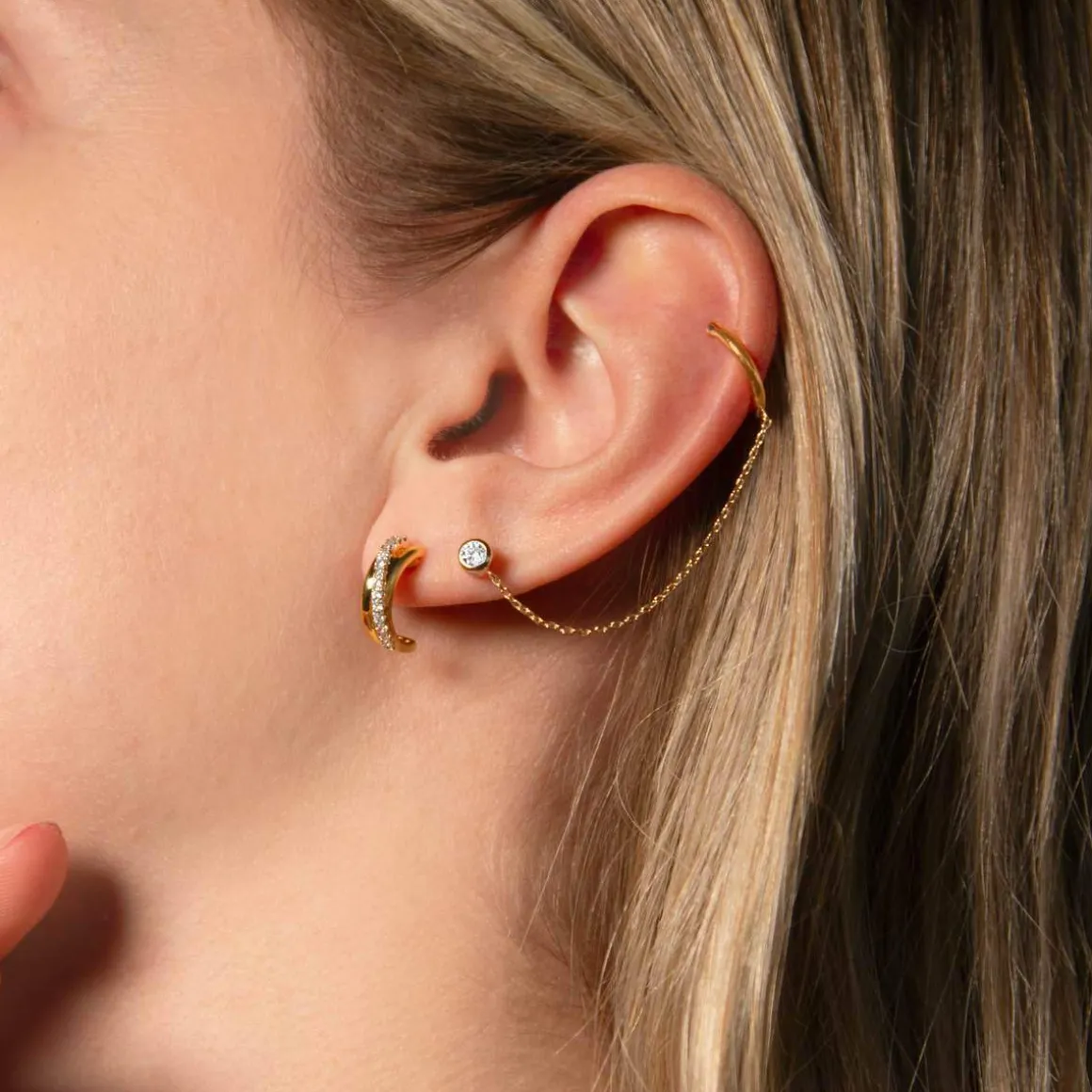 Bague d'oreille ear cuff plaqué or zirconia, vendue à l'unité