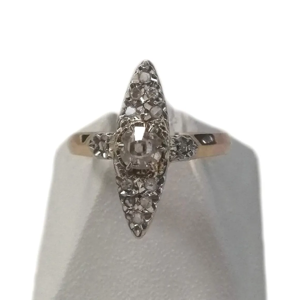 Bague marquise d'occasion or 750 jaune platine et diamants