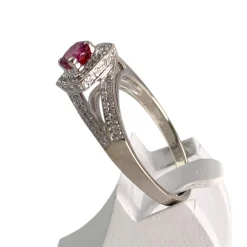 Bague MAUBOUSSIN d'occasion or 750 blanc rubis diamants