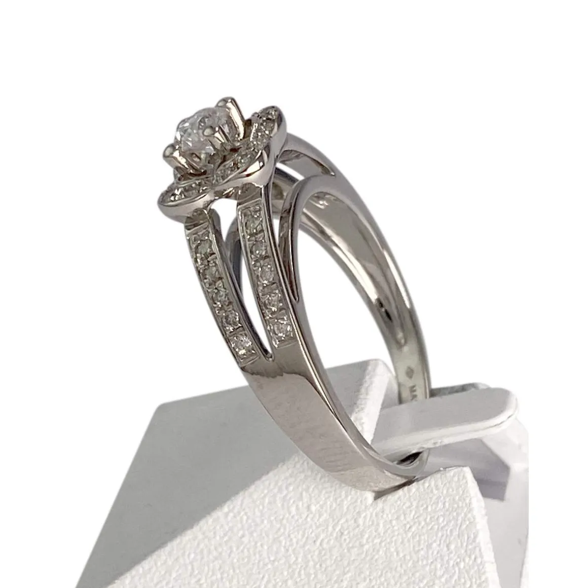 Bague MAUBOUSSIN d'occasion or 750 blanc diamant