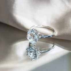 Bague or 375 blanc aigue-marine ovale