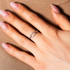 Bague or 375 blanc diamants