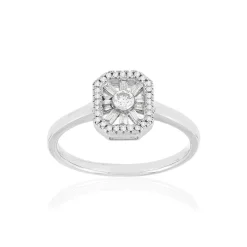 Bague or blanc 750, diamants total 21/100e de carat.
