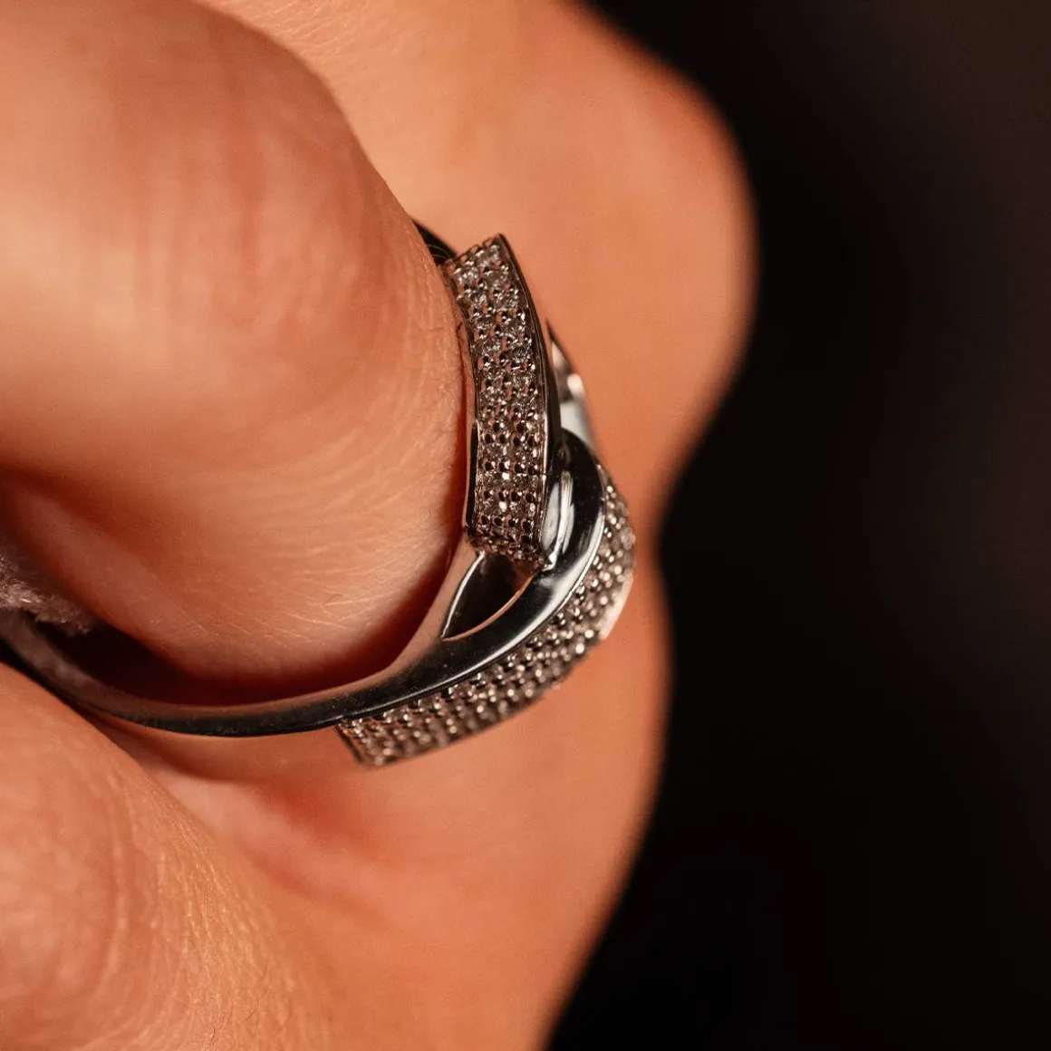 Bague or 750 blanc et boucle diamants
