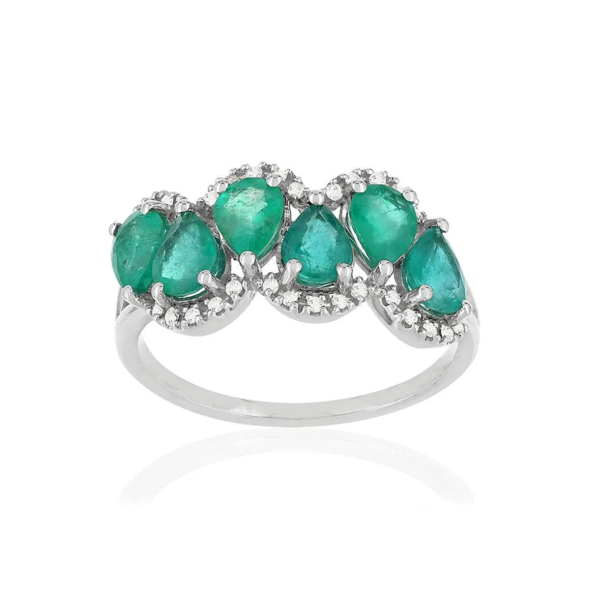 Bague or blanc 750, émeraudes, diamants.