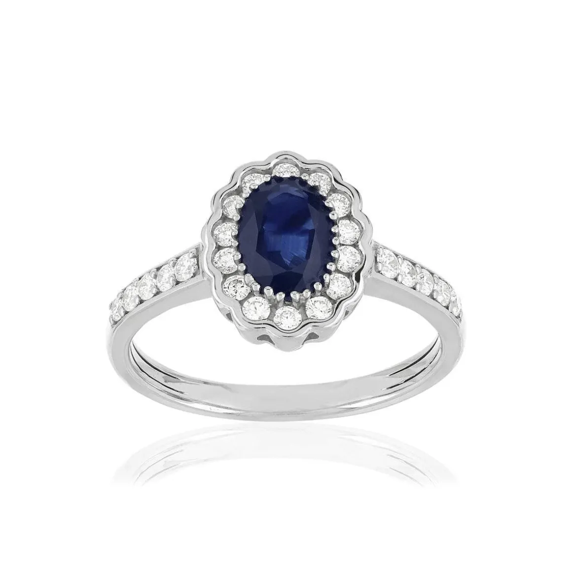 Bague or blanc 750, saphir, diamants.