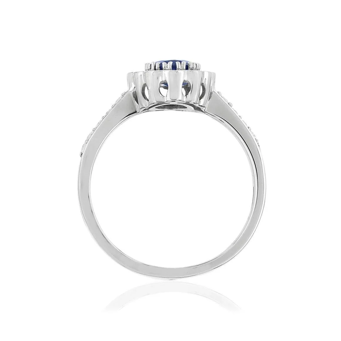 Bague or blanc 750, saphir, diamants.