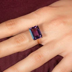 Bague or 750 jaune améthystes