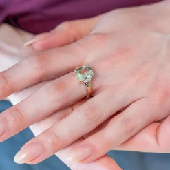 Bague or 375 jaune diamants et quartz vert
