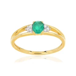 Bague or 750 jaune émeraude ovale et diamants