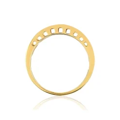 Bague or jaune 375, motif brossé et ciselé.
