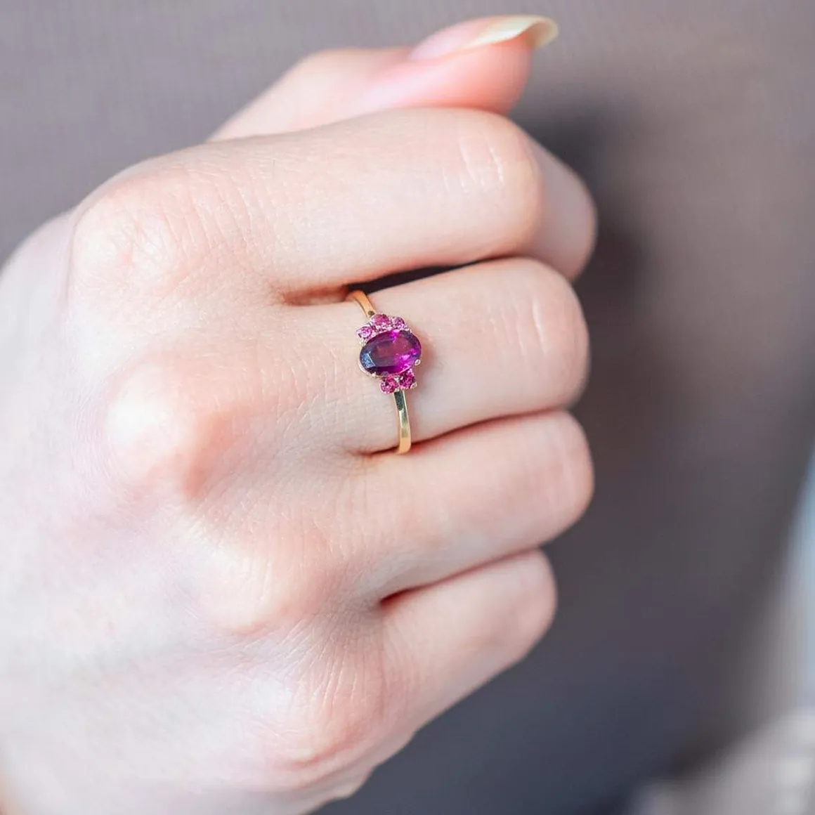 Bague or 375 jaune pierres fines
