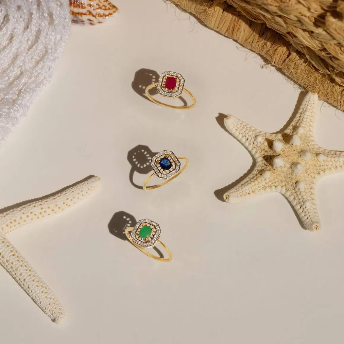 Bague or 375 jaune saphir et diamants
