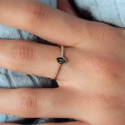 Bague or 750 jaune saphirs et diamants