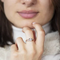 Bague or 375 rose morganite carrée et diamants