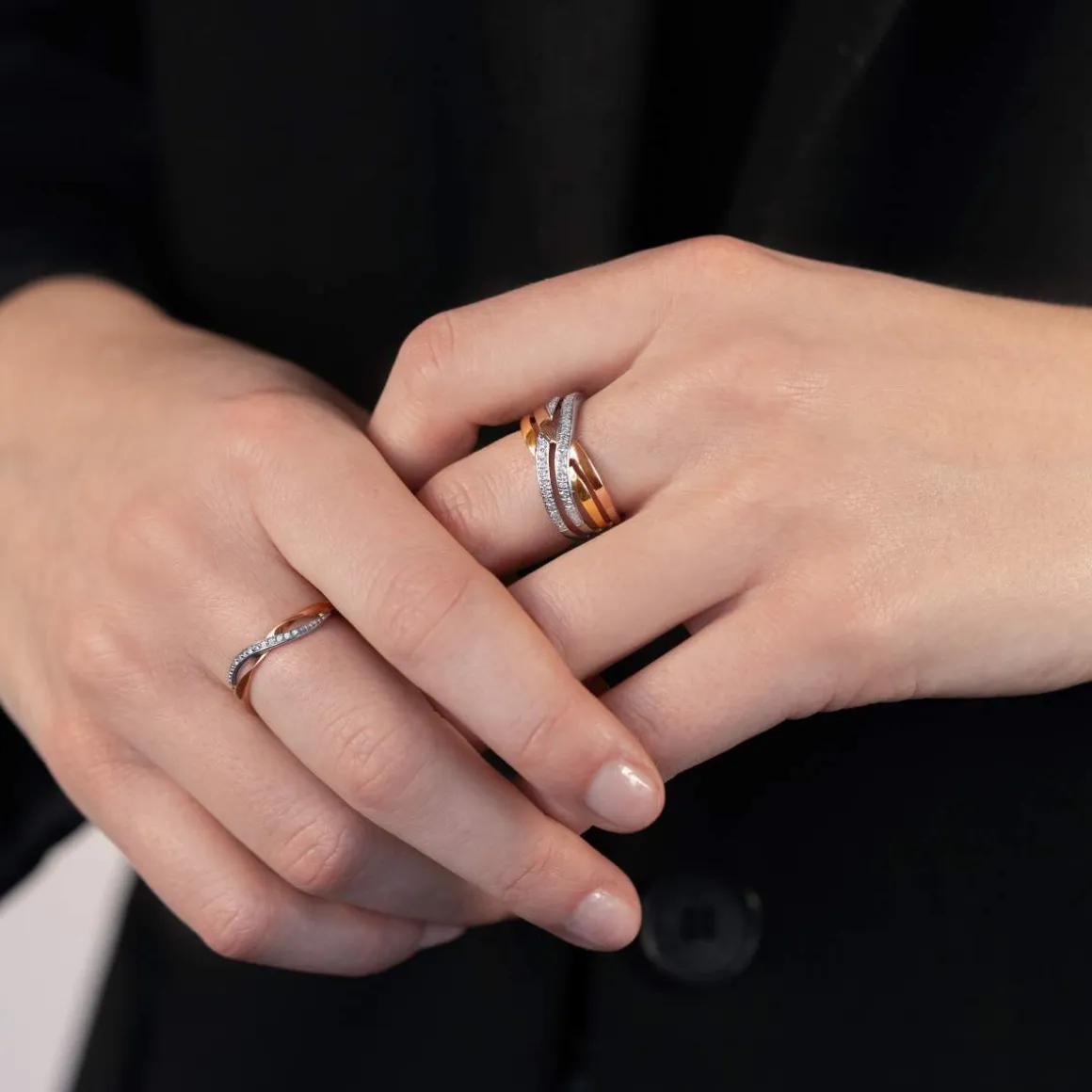Bague 2 ors 375 croisée diamants