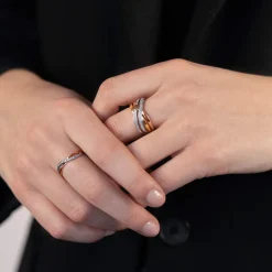 Bague 3 ors 375 entrelacée diamants