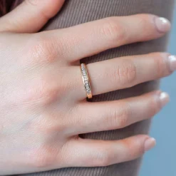 Bague plaqué or jaune et zirconias