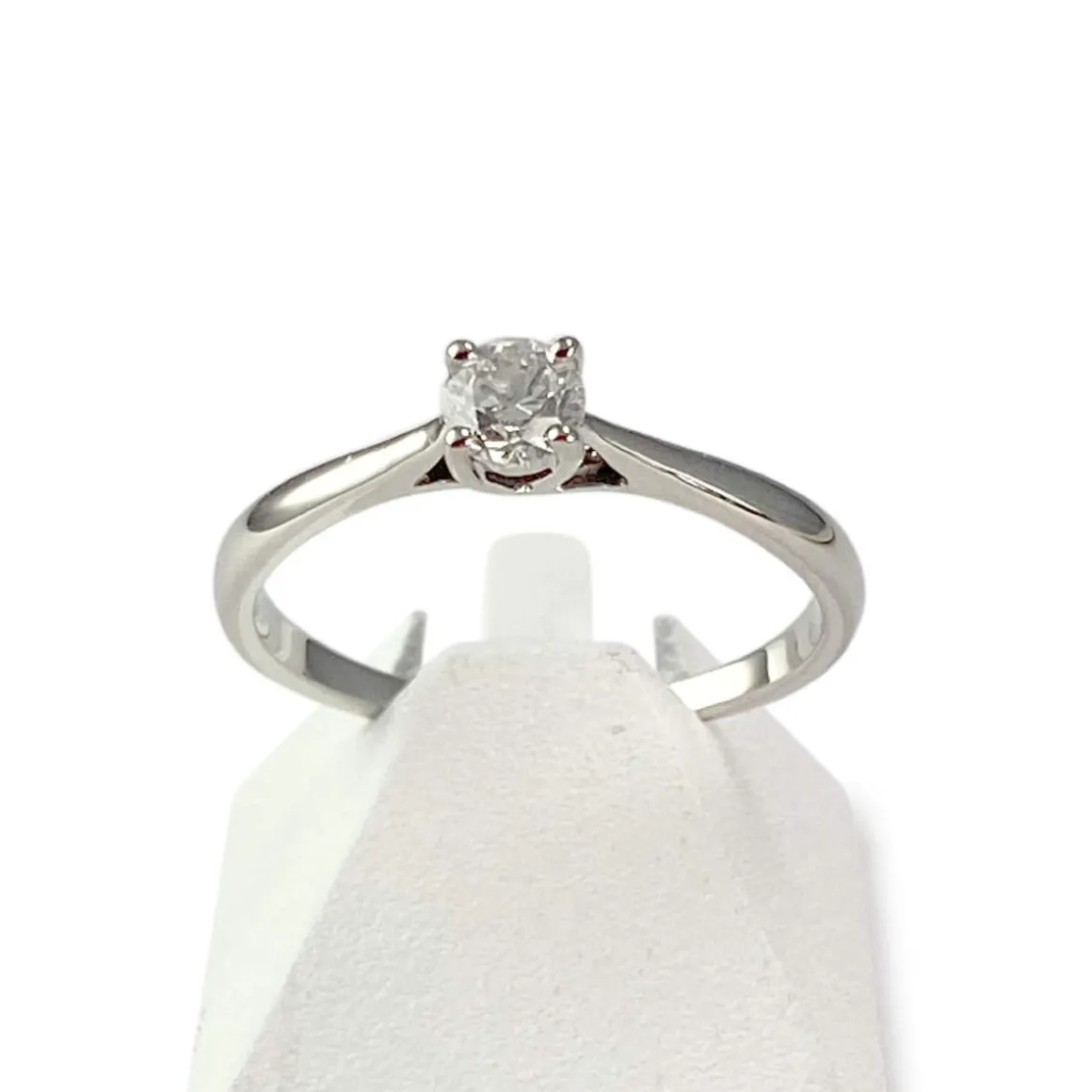 Bague solitaire d'occasion or 375 blanc diamant 0.25 carat