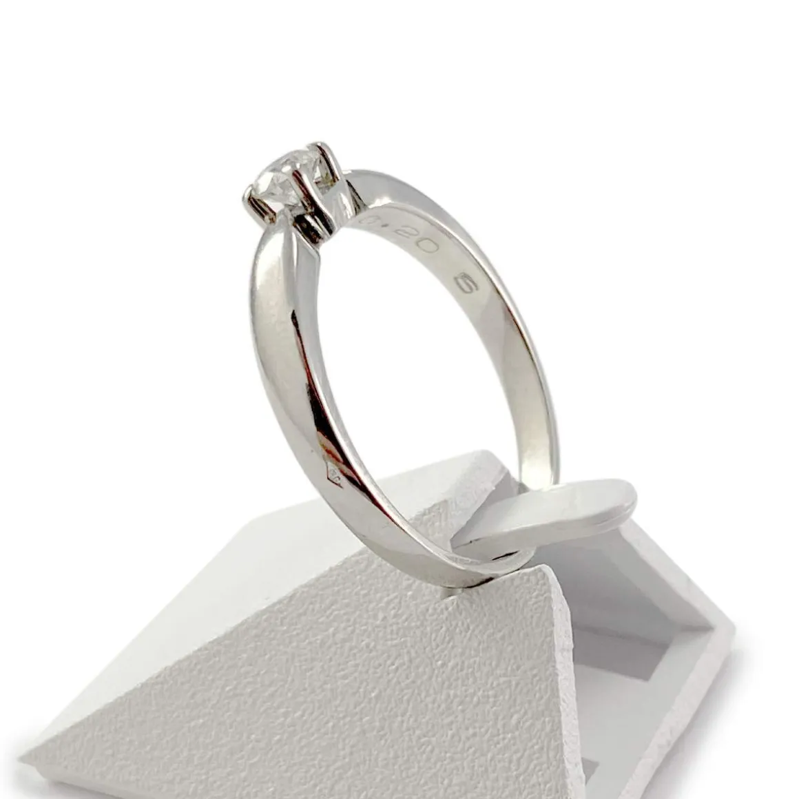 Bague solitaire d'occasion or 750 blanc diamant 0.20 carat
