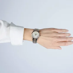 Balmain femme cadran nacre bracelet acier bicolore rose
