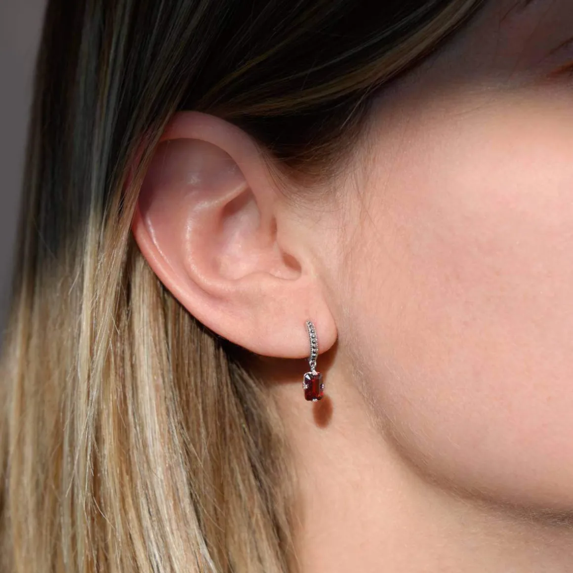 Boucles d'oreilles argent 925 grenats