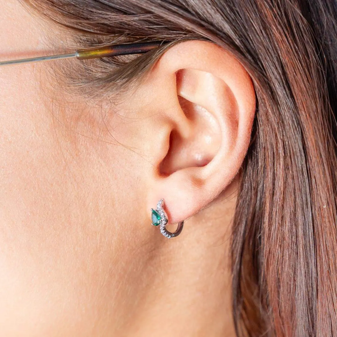 Boucles d'oreilles argent 925 pierres synthétiques vertes et zirconias