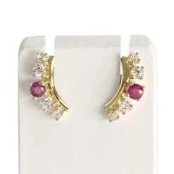 Boucles d'oreilles d'occasion or 750 jaune rubis, zirconias