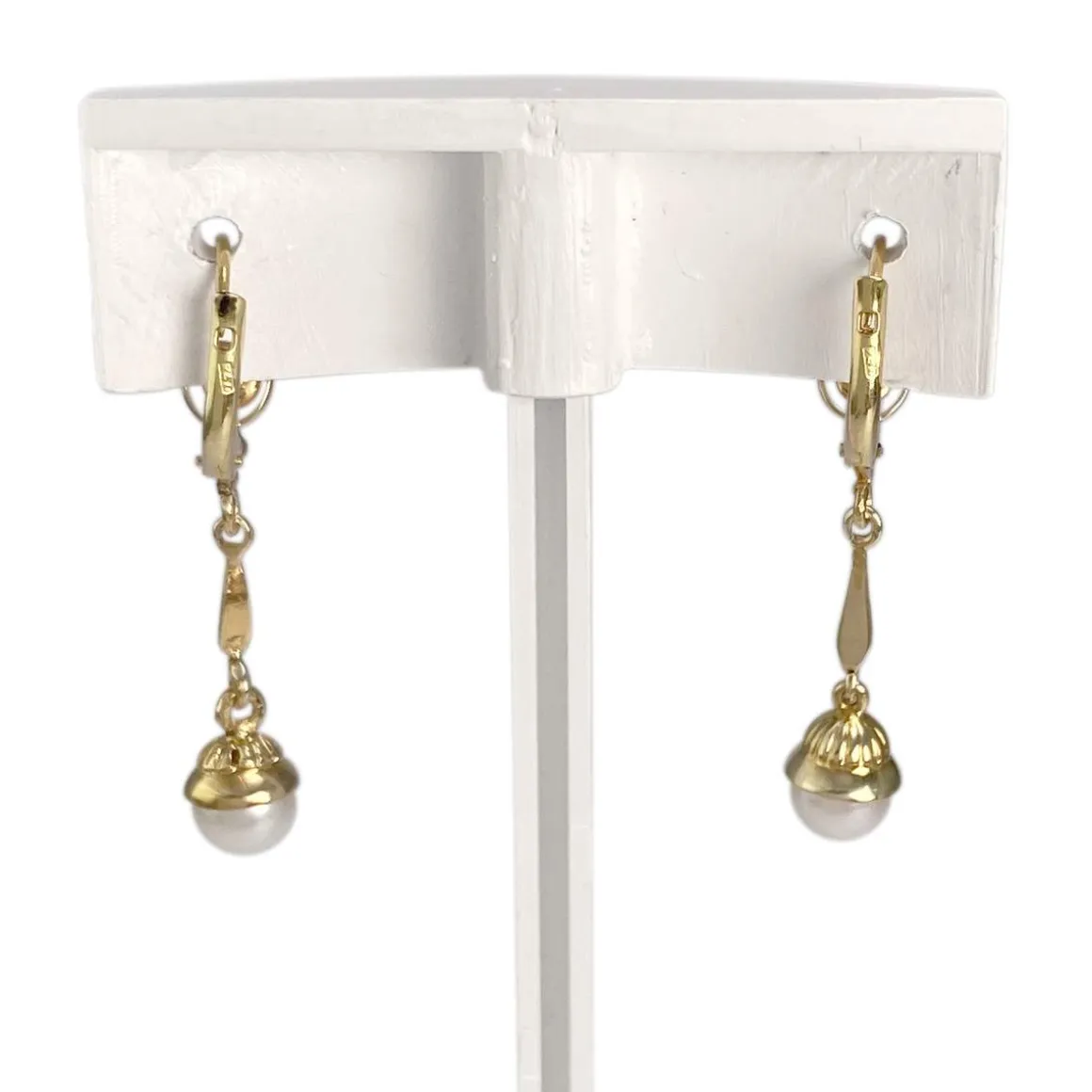 Boucles d'oreilles dormeuses d'occasion or 750 jaune perles de culture