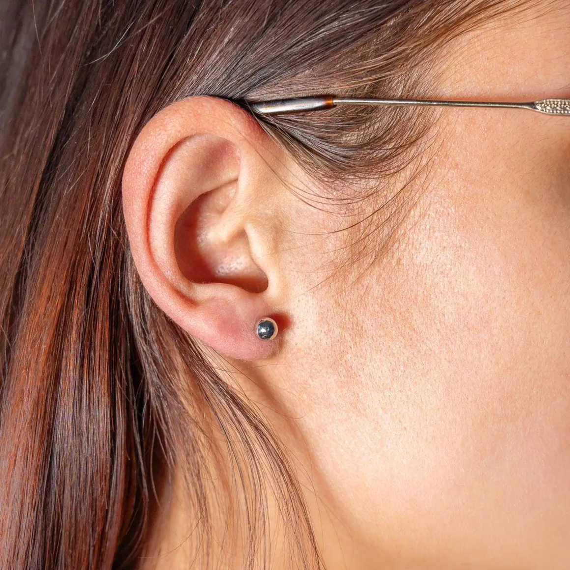 Boucles d'oreilles or 375 blanc diam 5 mm