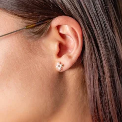 Boucles d'oreilles or 375 jaune fleur perles de culture