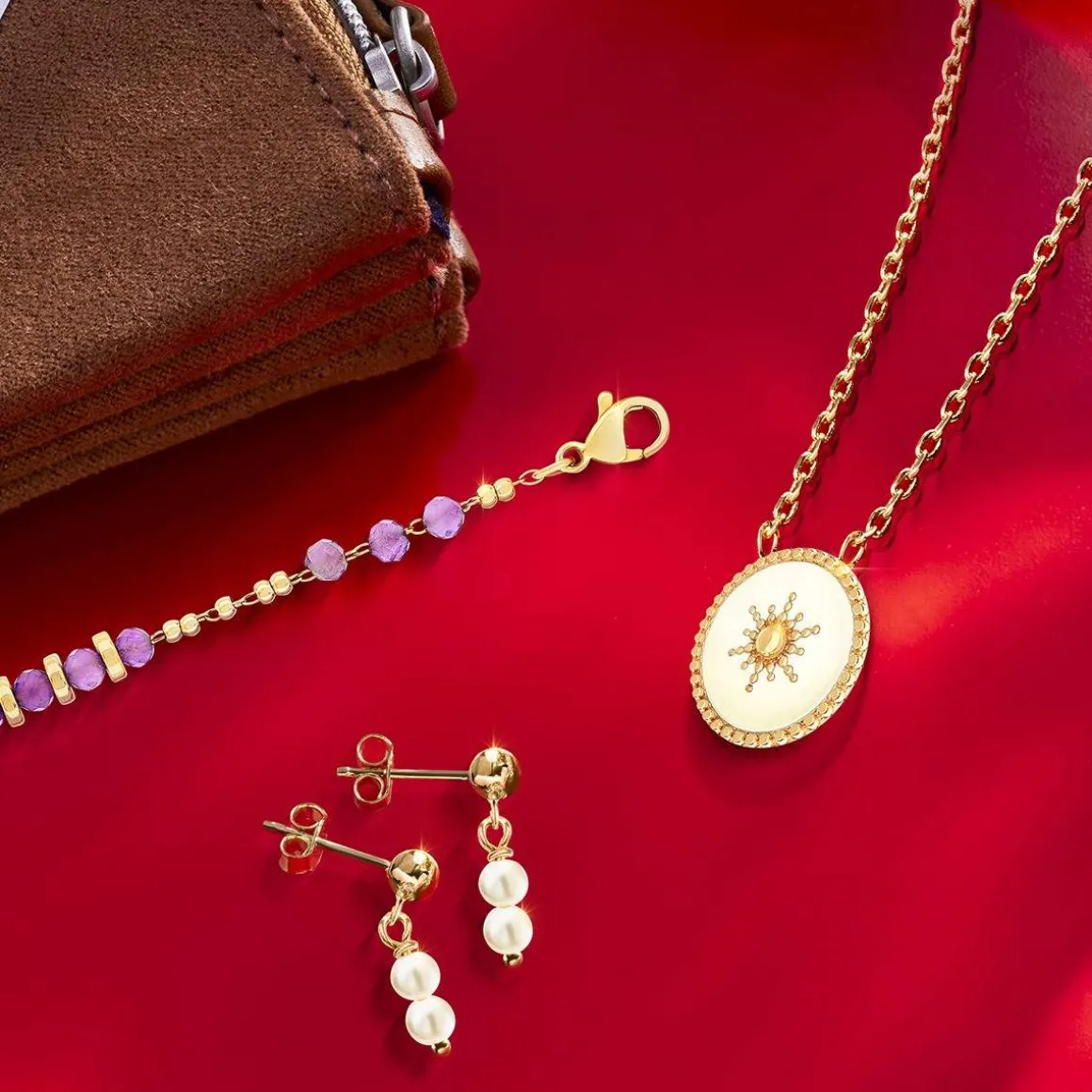 Boucles d'oreilles or 375 jaune perles de culture