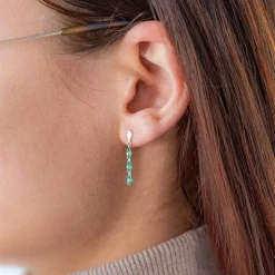 Boucles d'oreilles or 375 2 tons émeraudes ovales et diamants