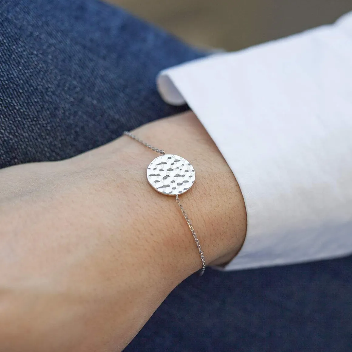 Bracelet argent 925 médaille martelée 18 cm