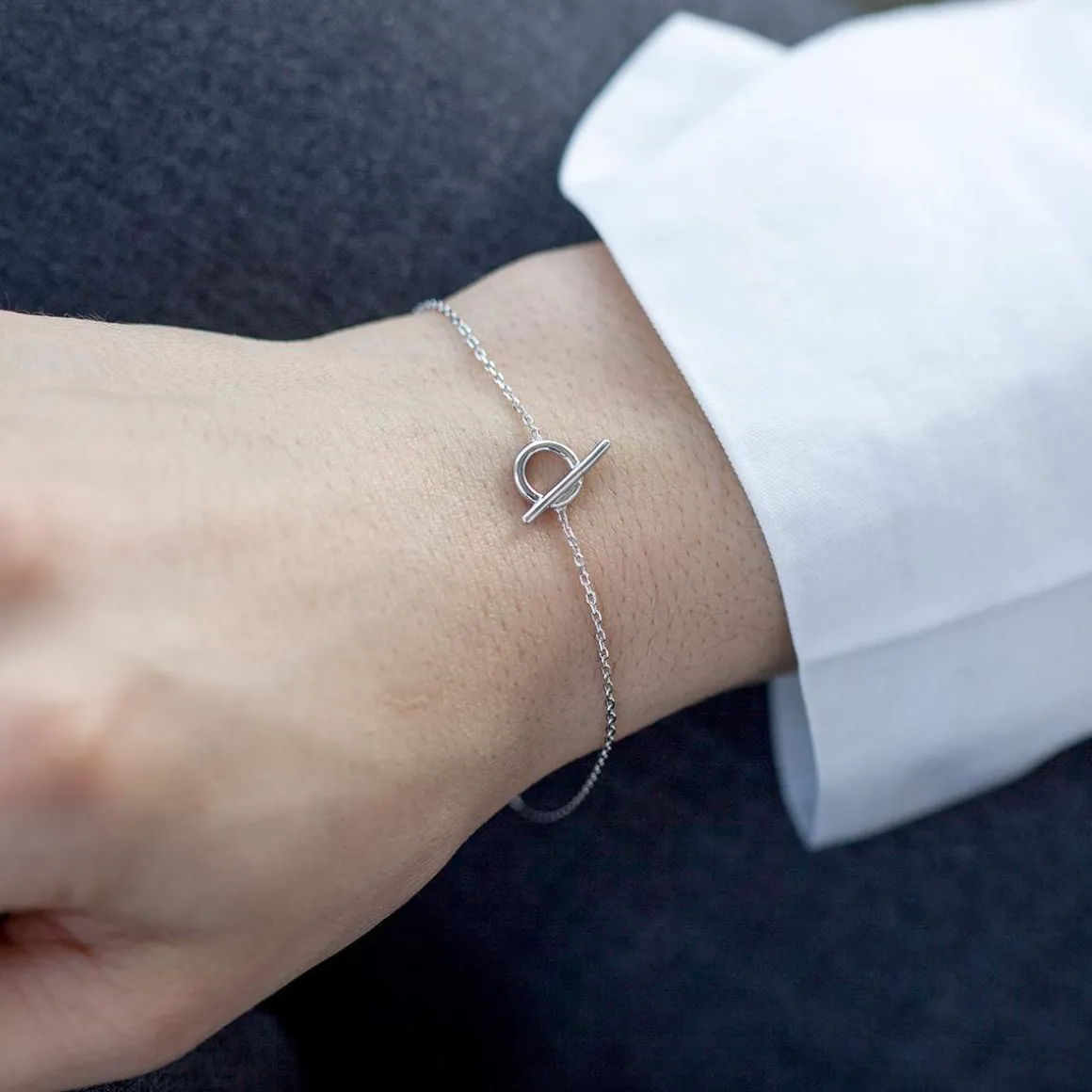 Bracelet argent 925 motif fermoir T/bar 18 cm.