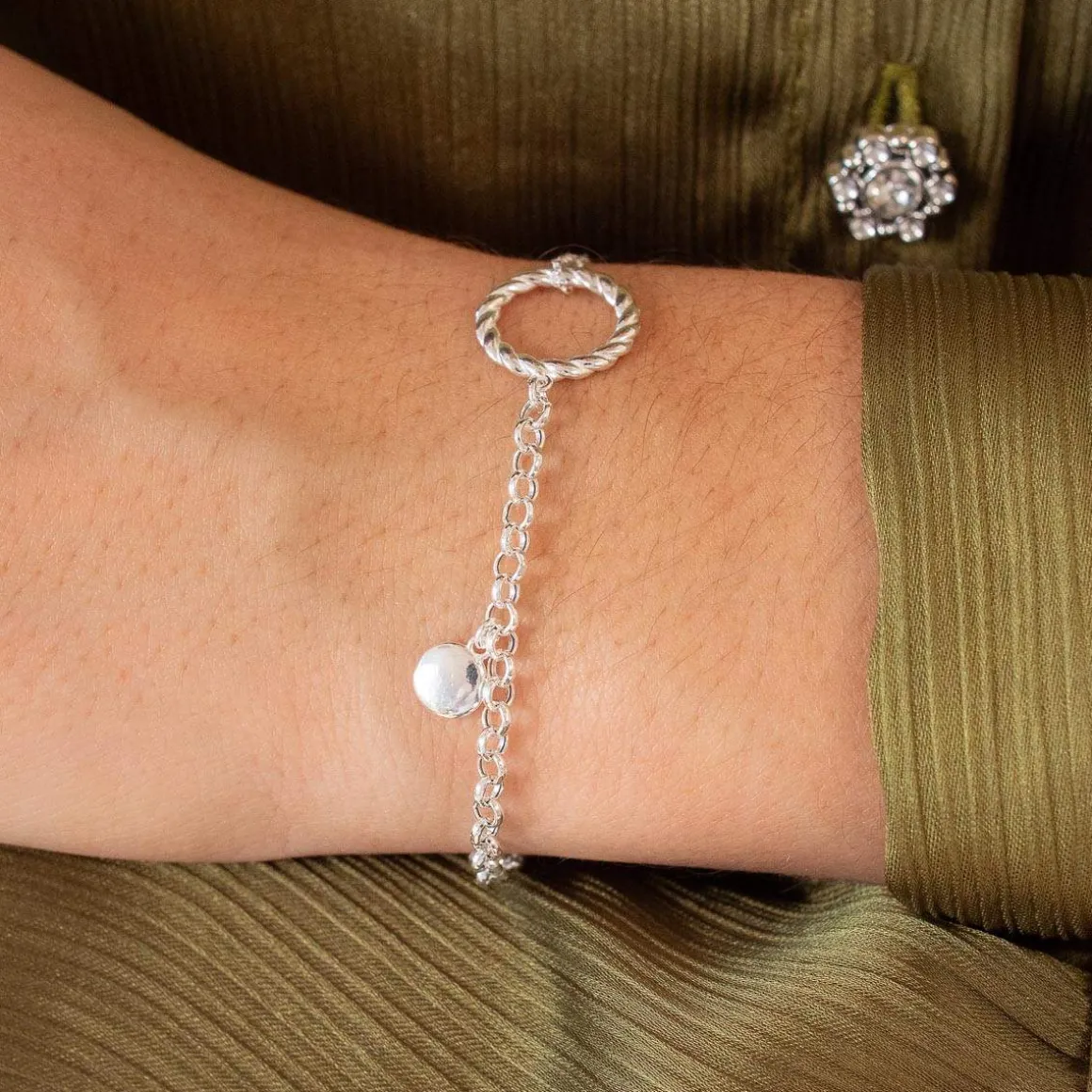 Bracelet argent 925 motif rond torsadé et pampille ronde 19 cm