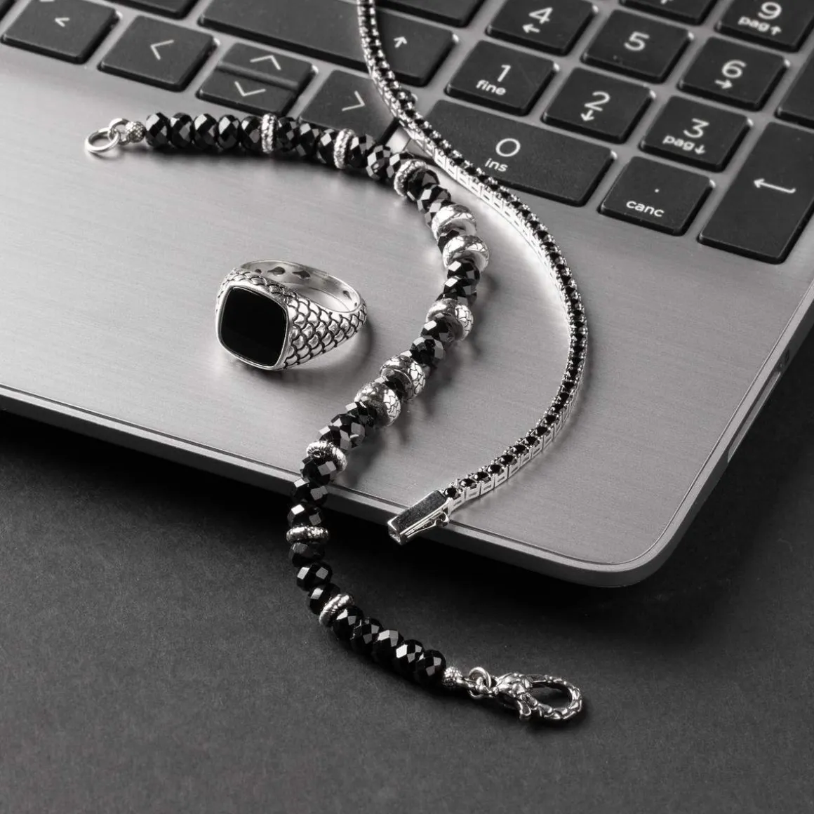 Bracelet argent 925 spinelles noires rondes 21cm