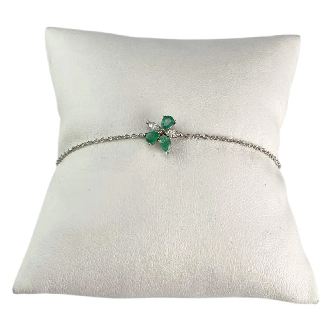 Bracelet d'occasion or 750 blanc maille forçat diamants, émeraudes