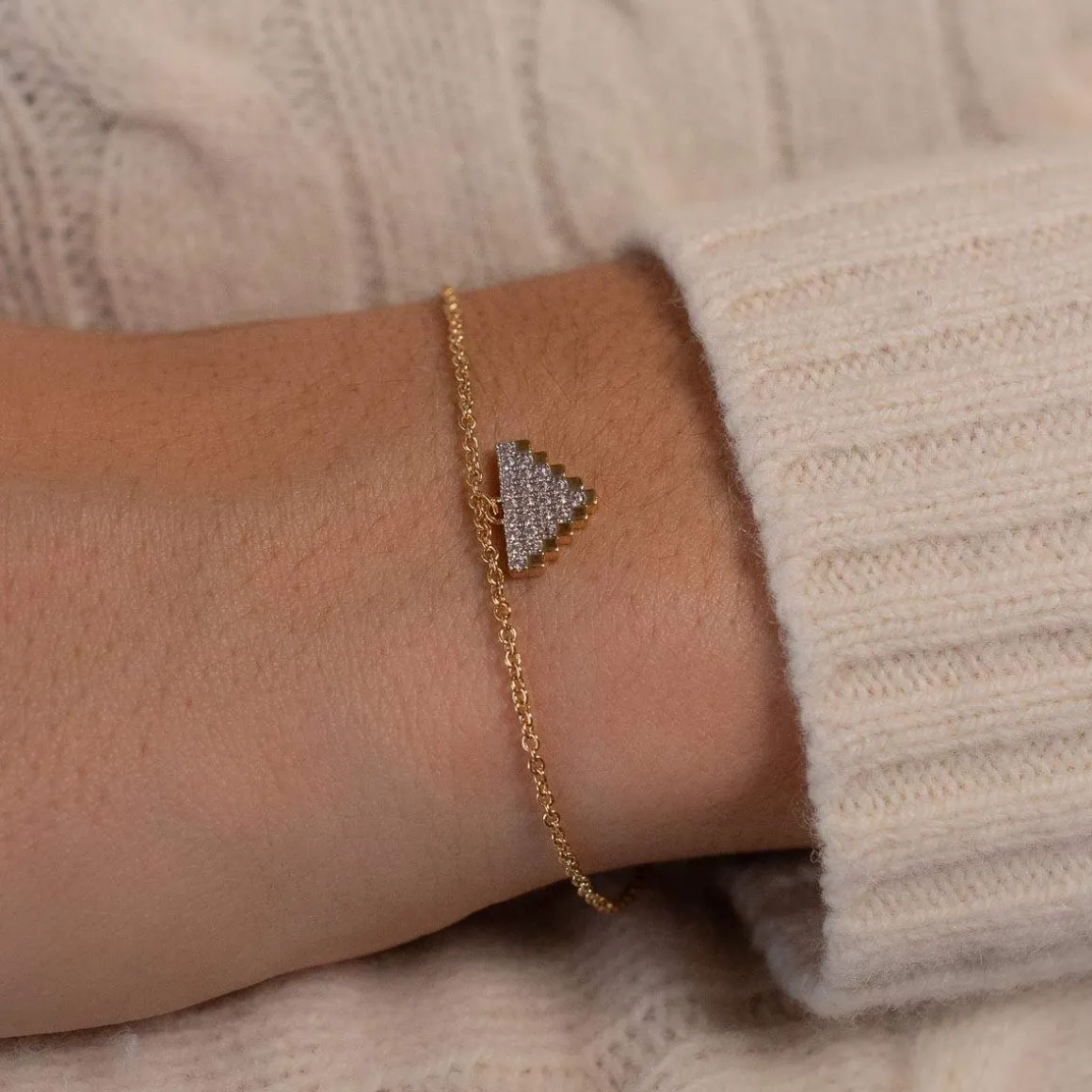 Bracelet plaqué or jaune et ziconias 19cm