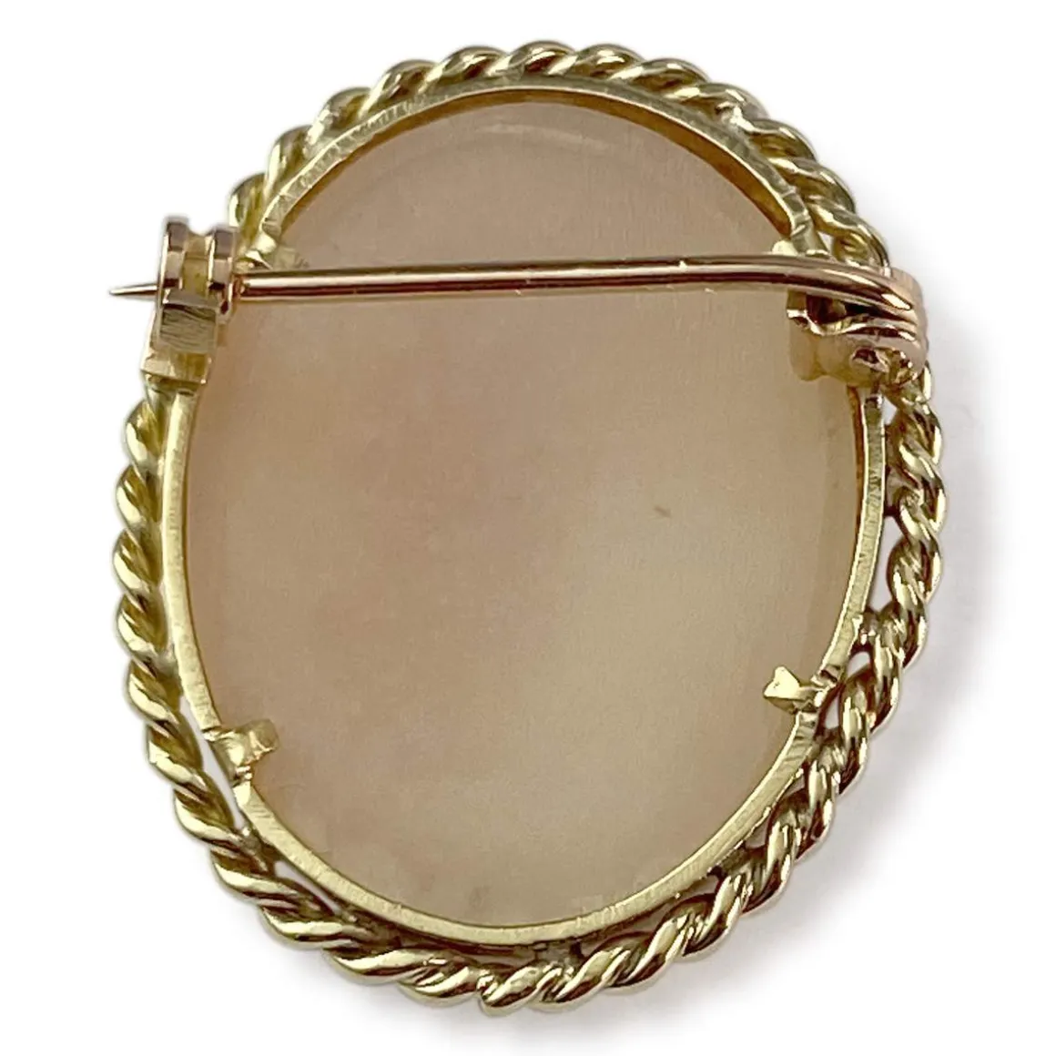 Broche d'occasion or 750 jaune camée coquille